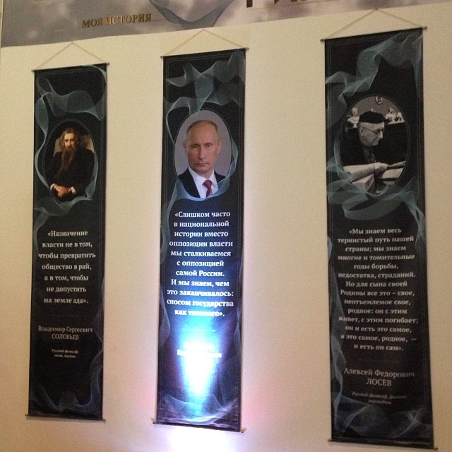 602123_10202588583501316_587768004_n