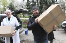 Разгрузка медикаментов